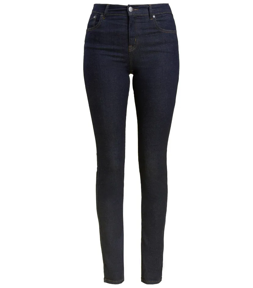 Essential Slim Jeans